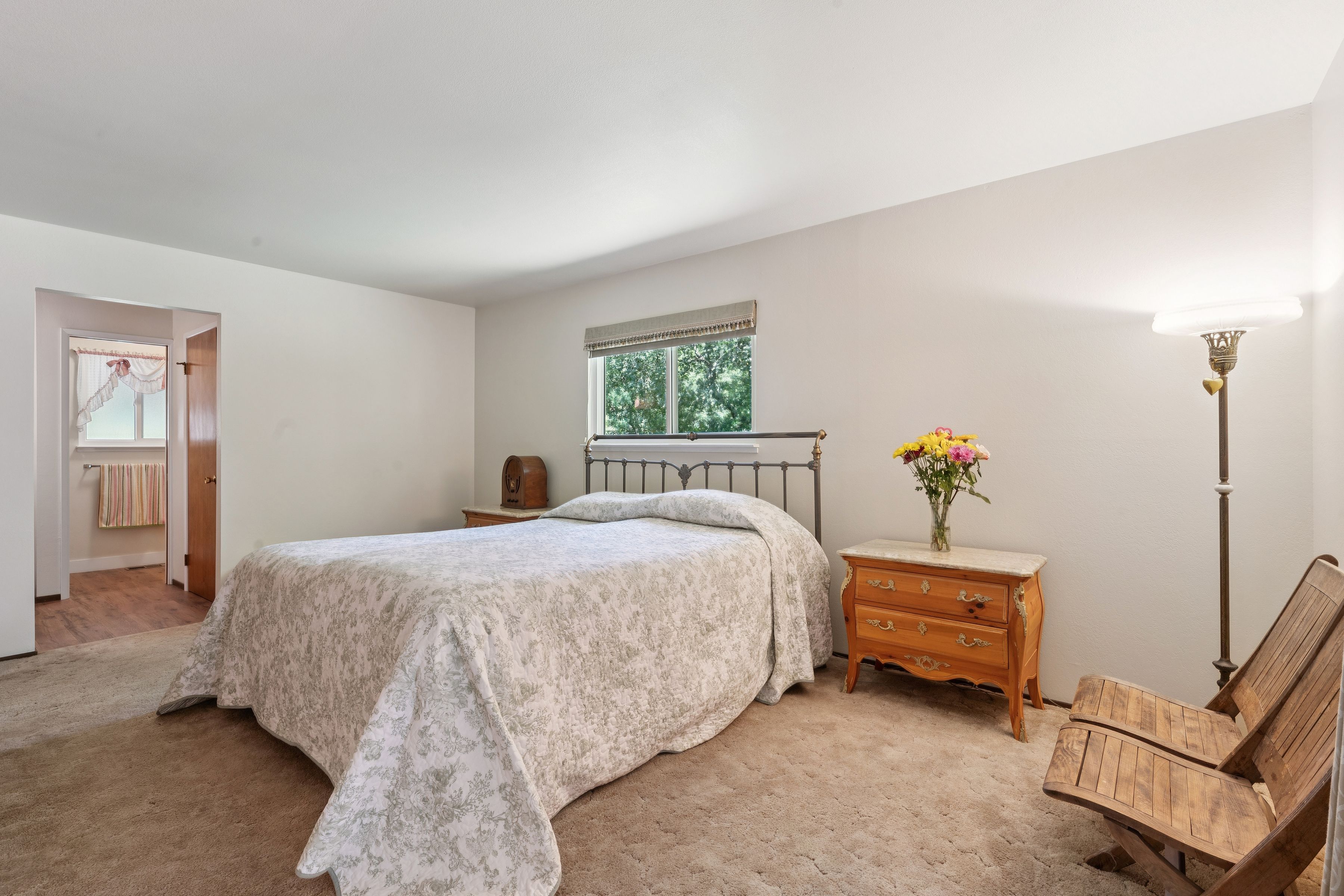  825 Woodside Aka Madrone Road - 物件實景