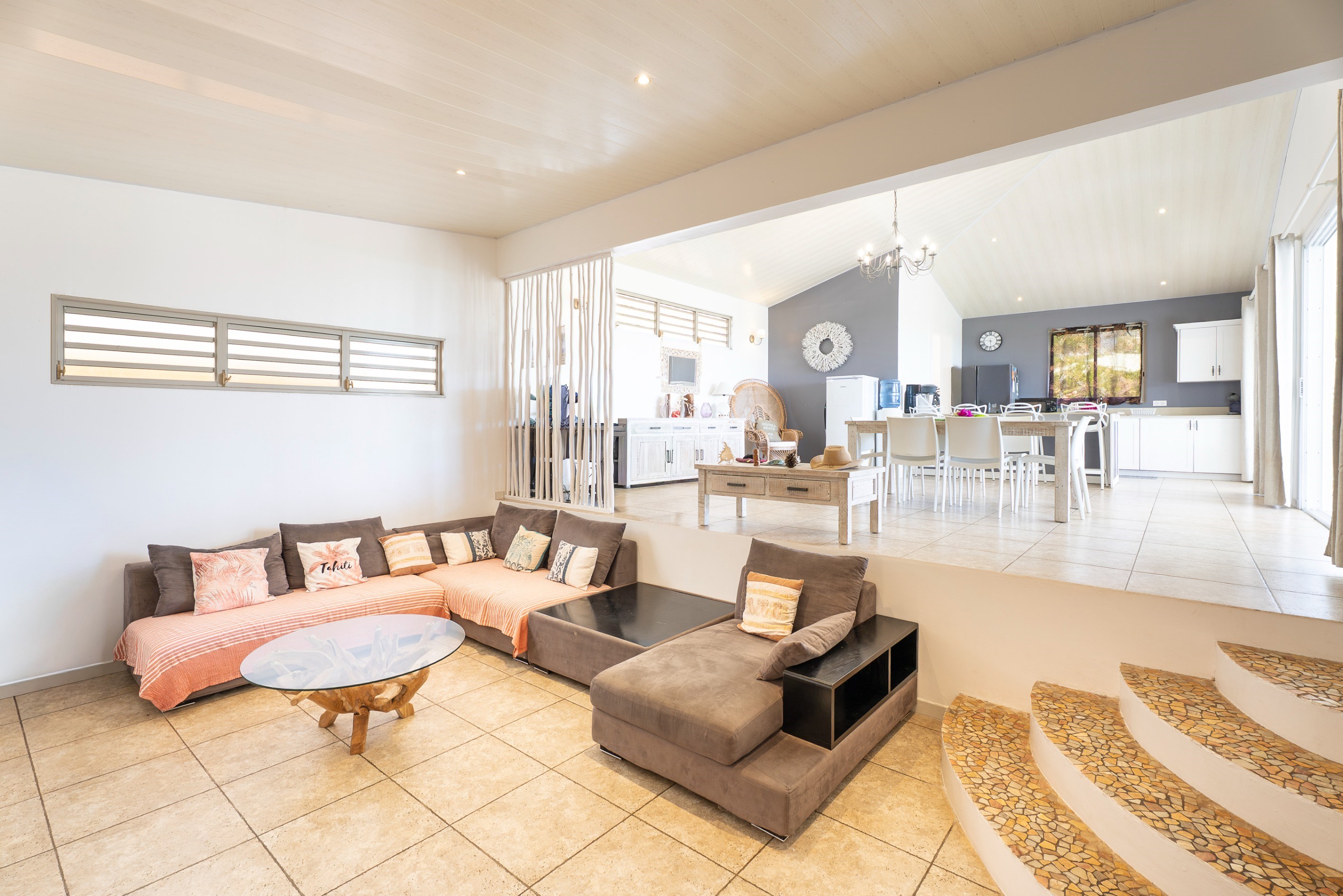 Moorea - Maharepa - Family home in a prime location with an ocean view  - 物件實景