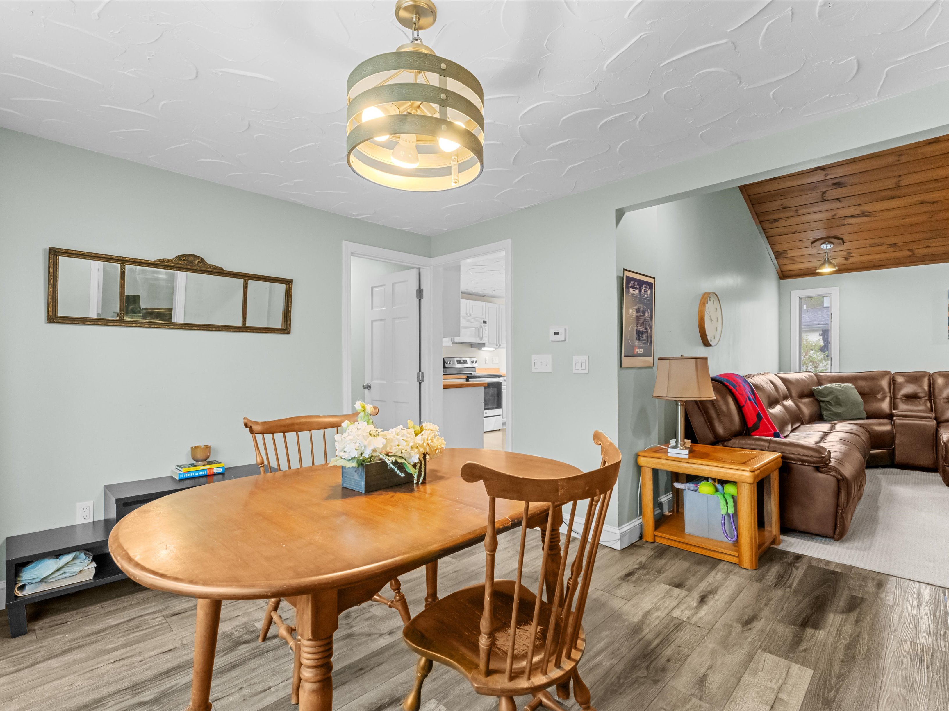  19 Cedar Road, Shrewsbury, MA 01545 - 物件實景