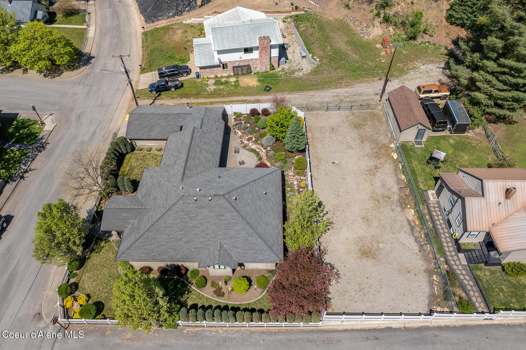 Kellogg, Idaho, 83837, United States, 3 Bedrooms Bedrooms, ,3 BathroomsBathrooms,Residential,For Sale,1915228