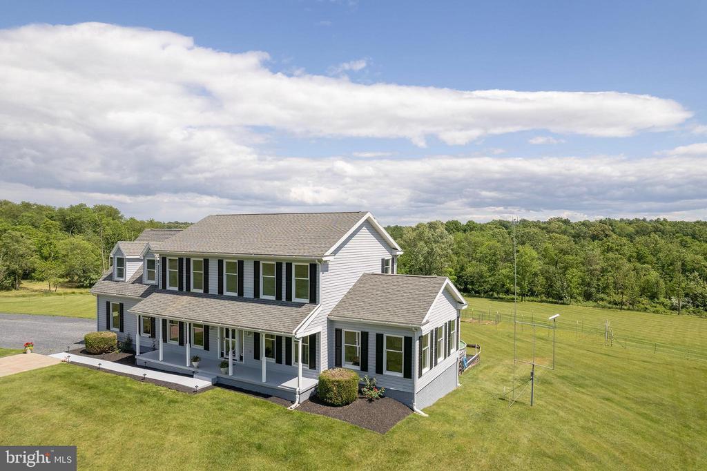 Winchester, Virginia, 22603, United States, 4 Bedrooms Bedrooms, ,3 BathroomsBathrooms,Residential,For Sale,1838915