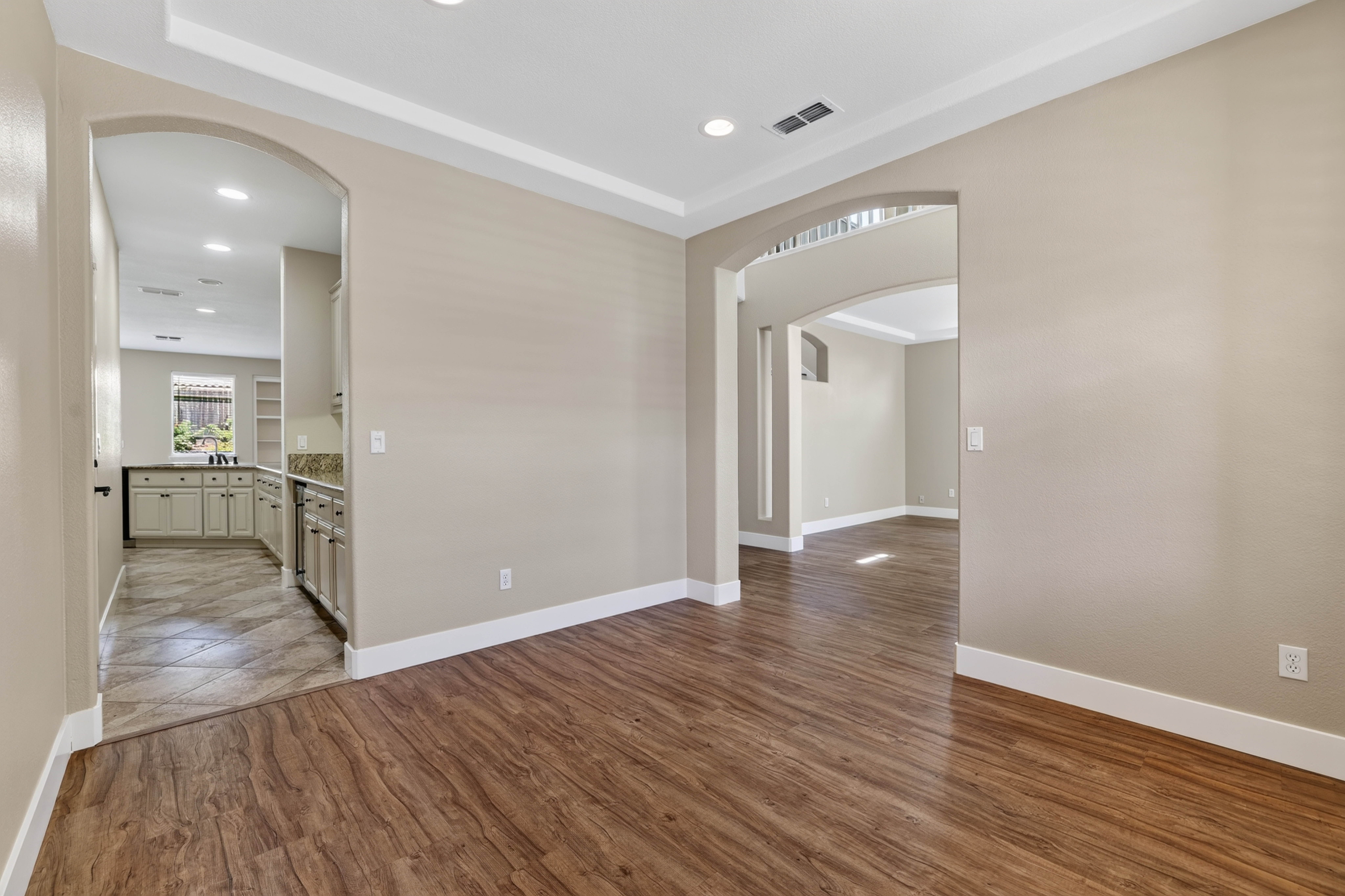  2519 Parkcrest Way, Roseville, CA, 95747 - 物件實景