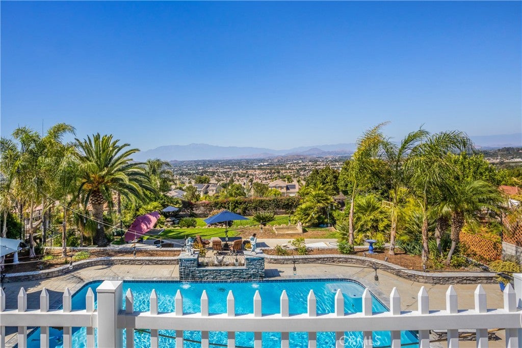 Riverside, California, 92503, United States, 4 Bedrooms Bedrooms, ,3 BathroomsBathrooms,Residential,For Sale,1981600