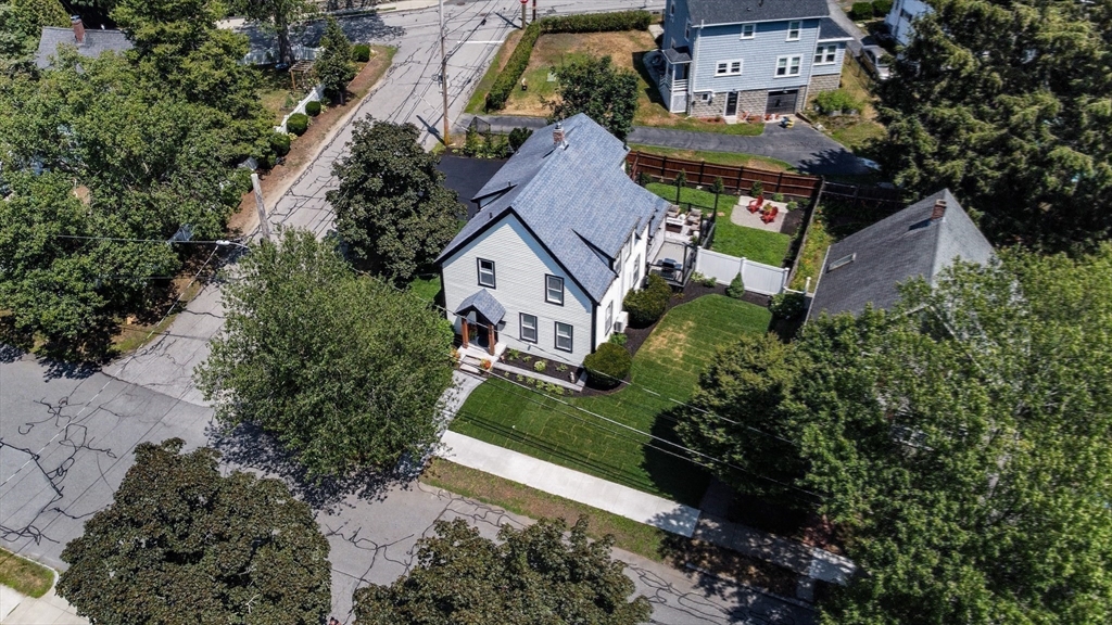 Reading, Massachusetts, 01867, United States, 4 Bedrooms Bedrooms, ,3 BathroomsBathrooms,Residential,For Sale,1904361