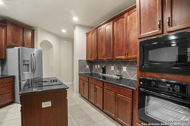 San Antonio, Texas, 78253, United States, 4 Bedrooms Bedrooms, ,4 BathroomsBathrooms,Residential,For Sale,1973097