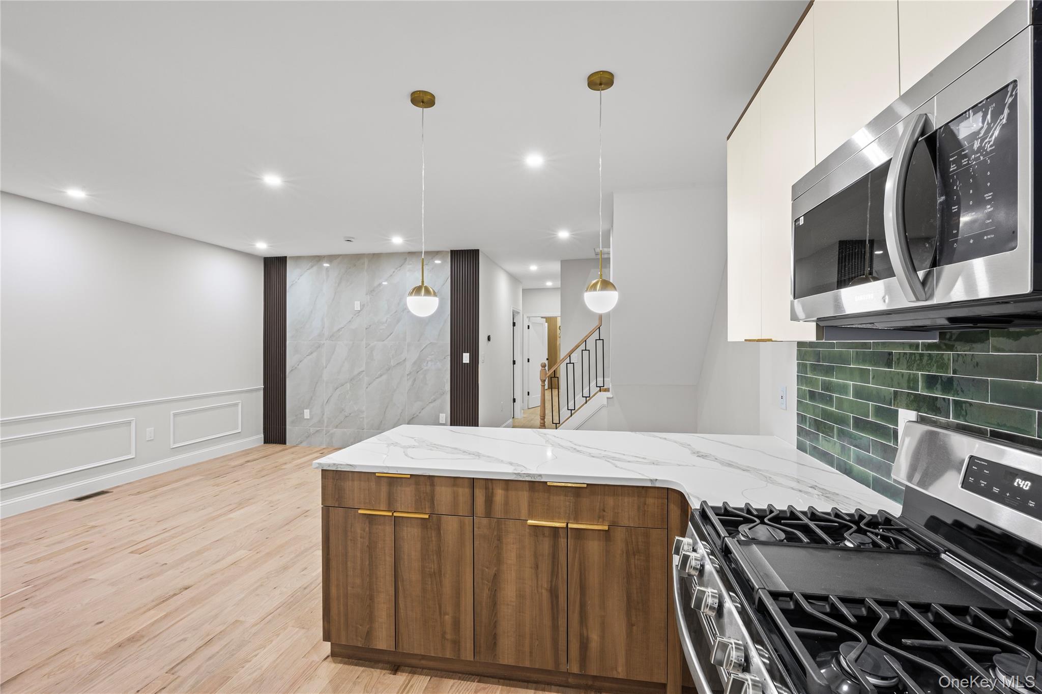 Jamaica, New York, 11434, United States, 4 Bedrooms Bedrooms, ,3 BathroomsBathrooms,Residential,For Sale,2003093