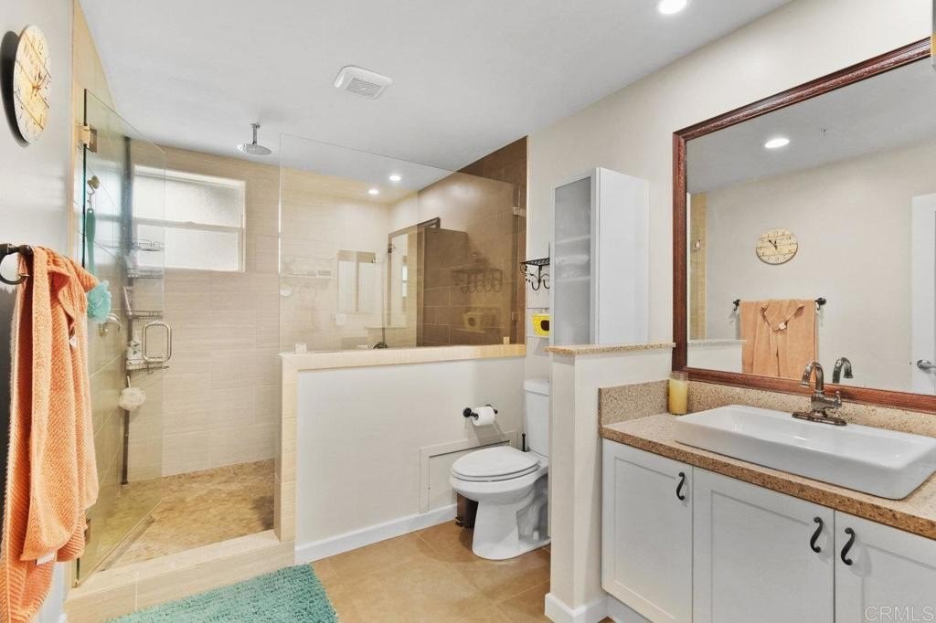 La Mesa, California, 91942, United States, 4 Bedrooms Bedrooms, ,3 BathroomsBathrooms,Residential,For Sale,1847029