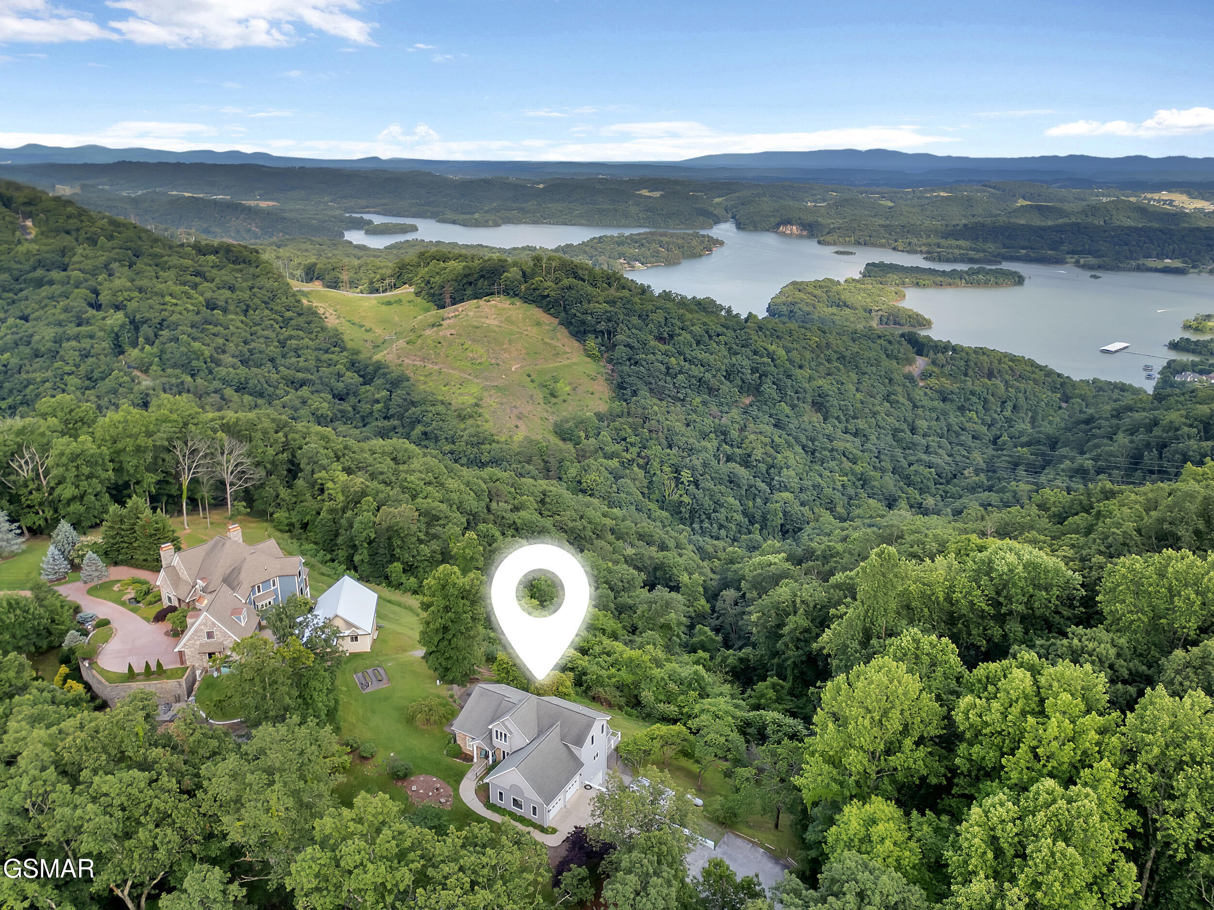 Mooresburg, Tennessee, 37811, United States, 2 Bedrooms Bedrooms, ,4 BathroomsBathrooms,Residential,For Sale,1861149