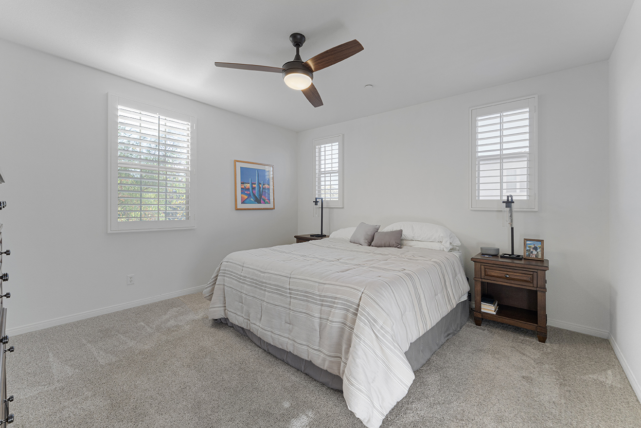 Ontario, California, 91761, United States, 2 Bedrooms Bedrooms, ,2 BathroomsBathrooms,Residential,For Sale,1928466