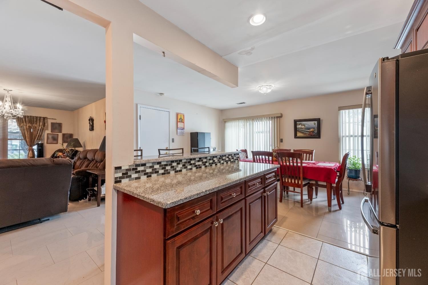 Edison, New Jersey, 08820, United States, 4 Bedrooms Bedrooms, ,2 BathroomsBathrooms,Residential,For Sale,1921725