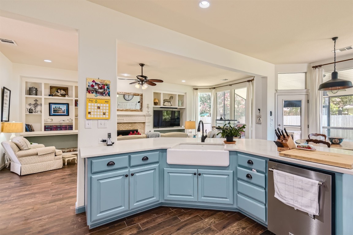 134 Fairwood Drive, Georgetown, Texas, 78628, United States, 5 Bedrooms Bedrooms, ,3 BathroomsBathrooms,Residential,For Sale,134 Fairwood Drive,1642569