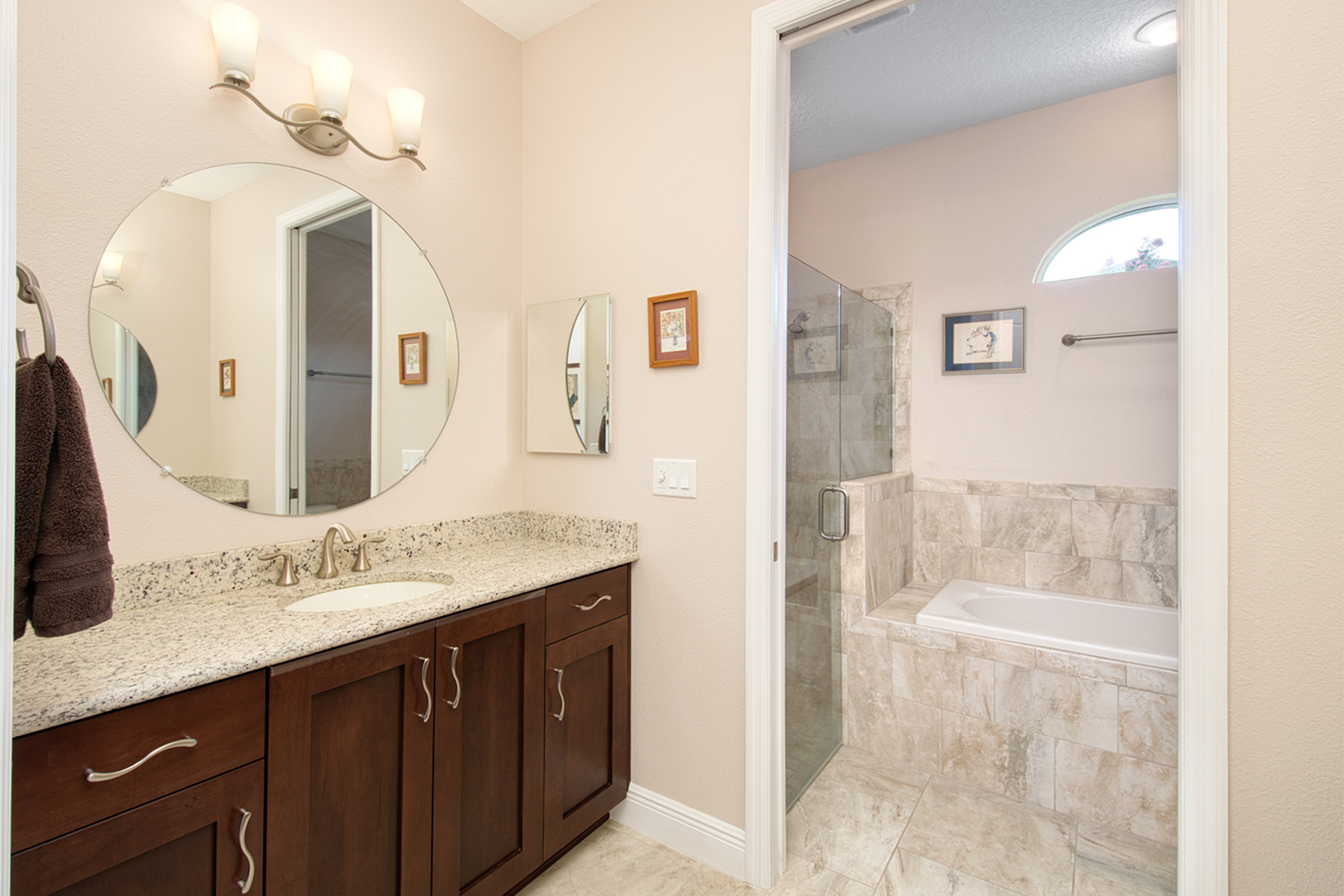 Clermont, Florida, 34711, United States, 3 Bedrooms Bedrooms, ,3 BathroomsBathrooms,Residential,For Sale,1973850