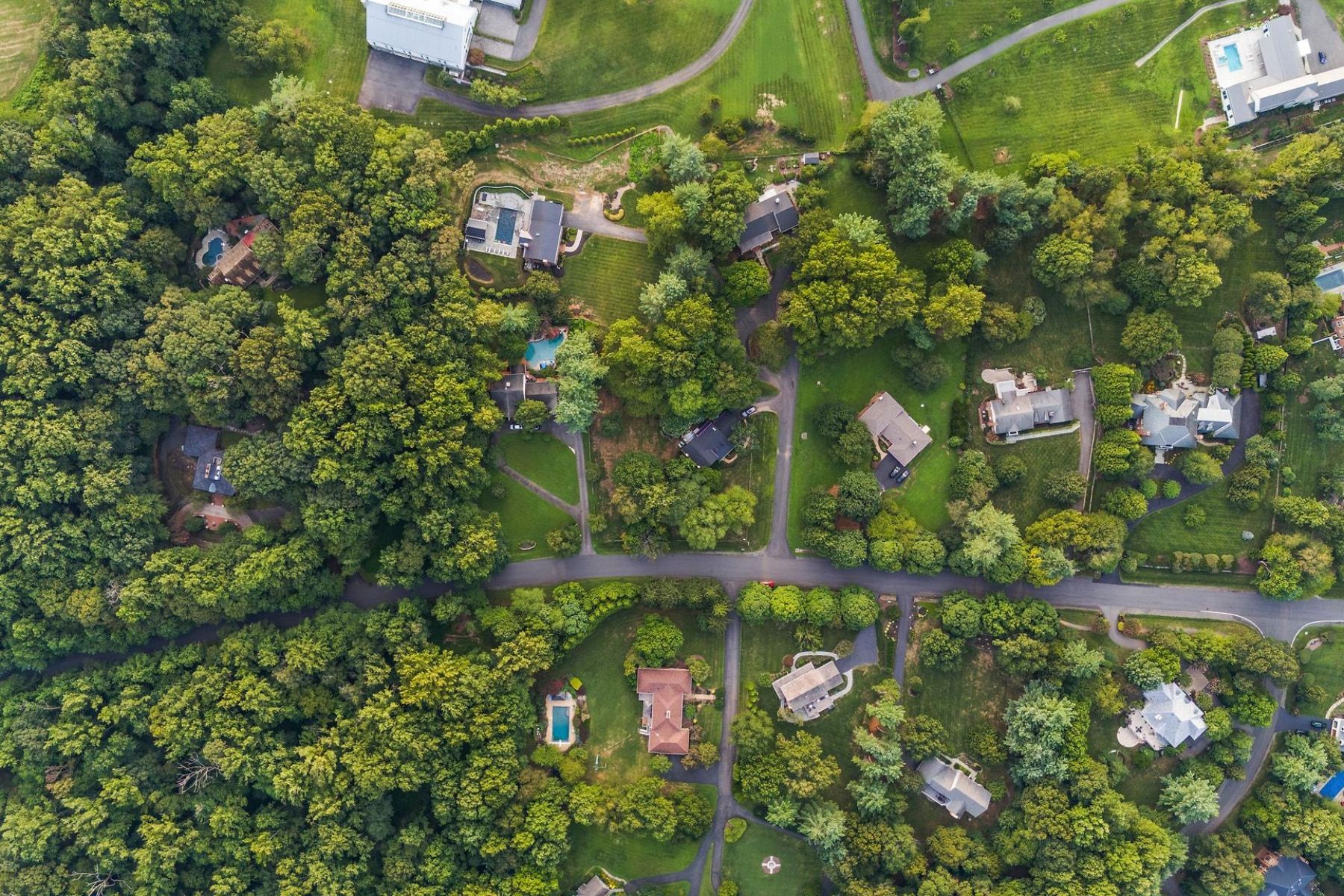  210 Falcon Ridge Road, Great Falls, VA, 22066 - 物件實景