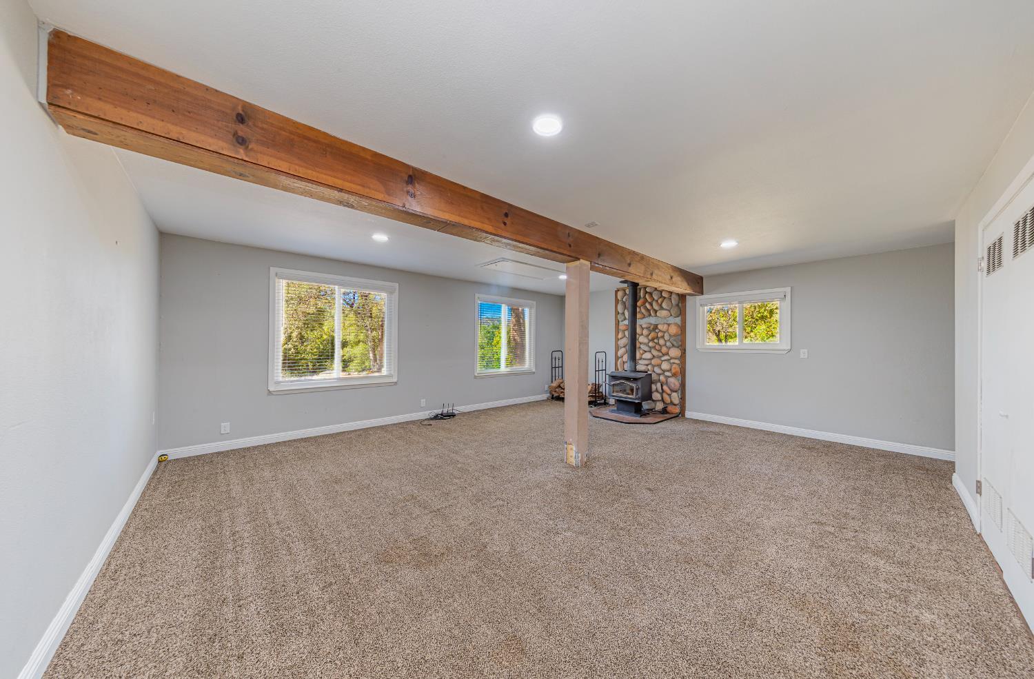 Coarsegold, California, 93614, United States, 4 Bedrooms Bedrooms, ,4 BathroomsBathrooms,Residential,For Sale,1981701