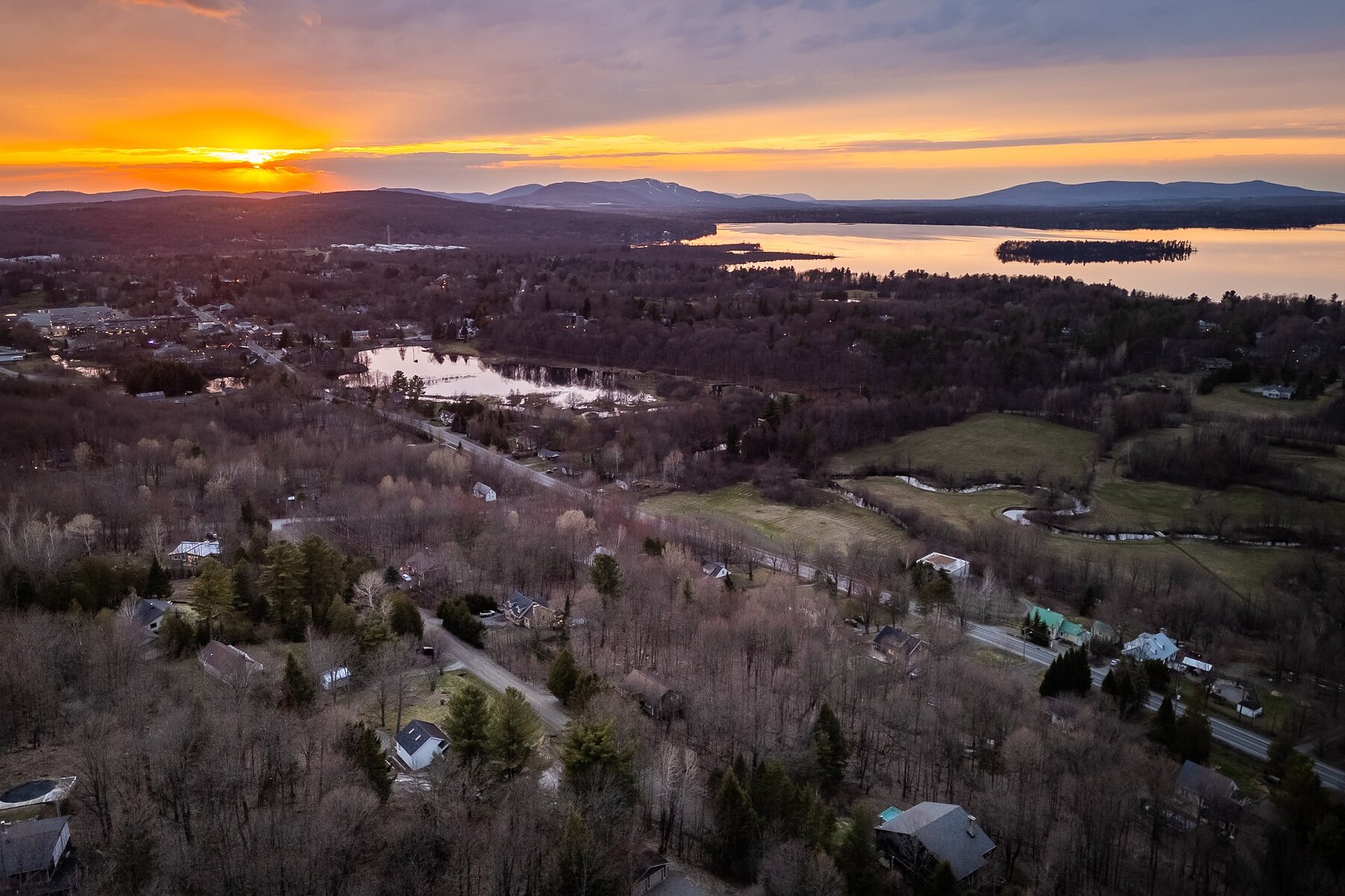  Lac-Brome, Eastern Townships - 物件實景