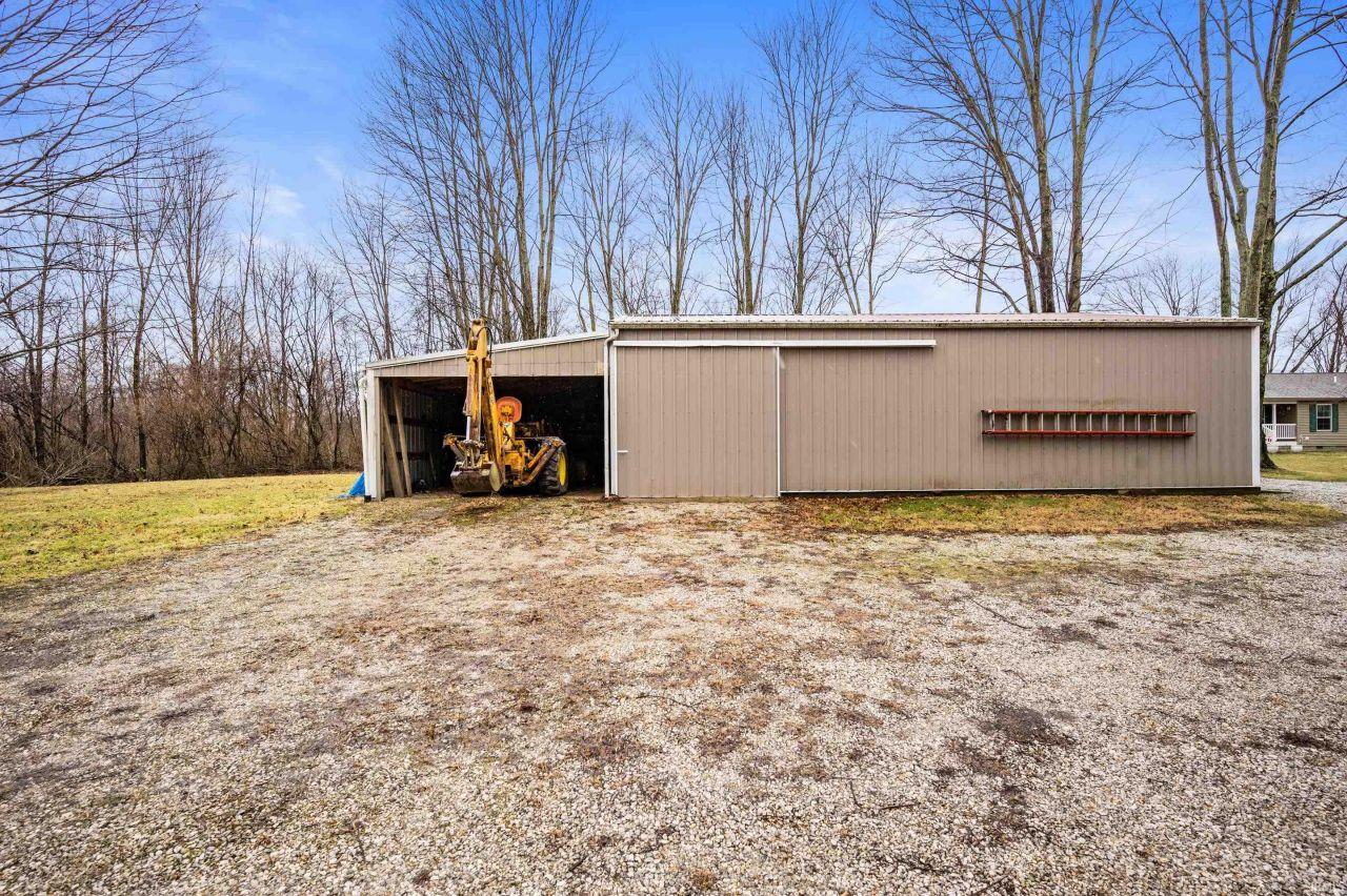 Alexandria, Indiana, 46001, United States, 3 Bedrooms Bedrooms, ,2 BathroomsBathrooms,Residential,For Sale,1728974