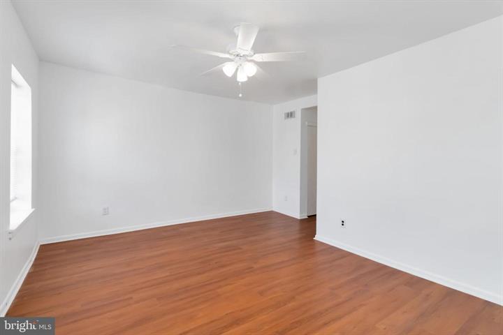 Philadelphia, Pennsylvania, 19123, United States, 4 Bedrooms Bedrooms, ,3 BathroomsBathrooms,Residential,For Sale,1944903