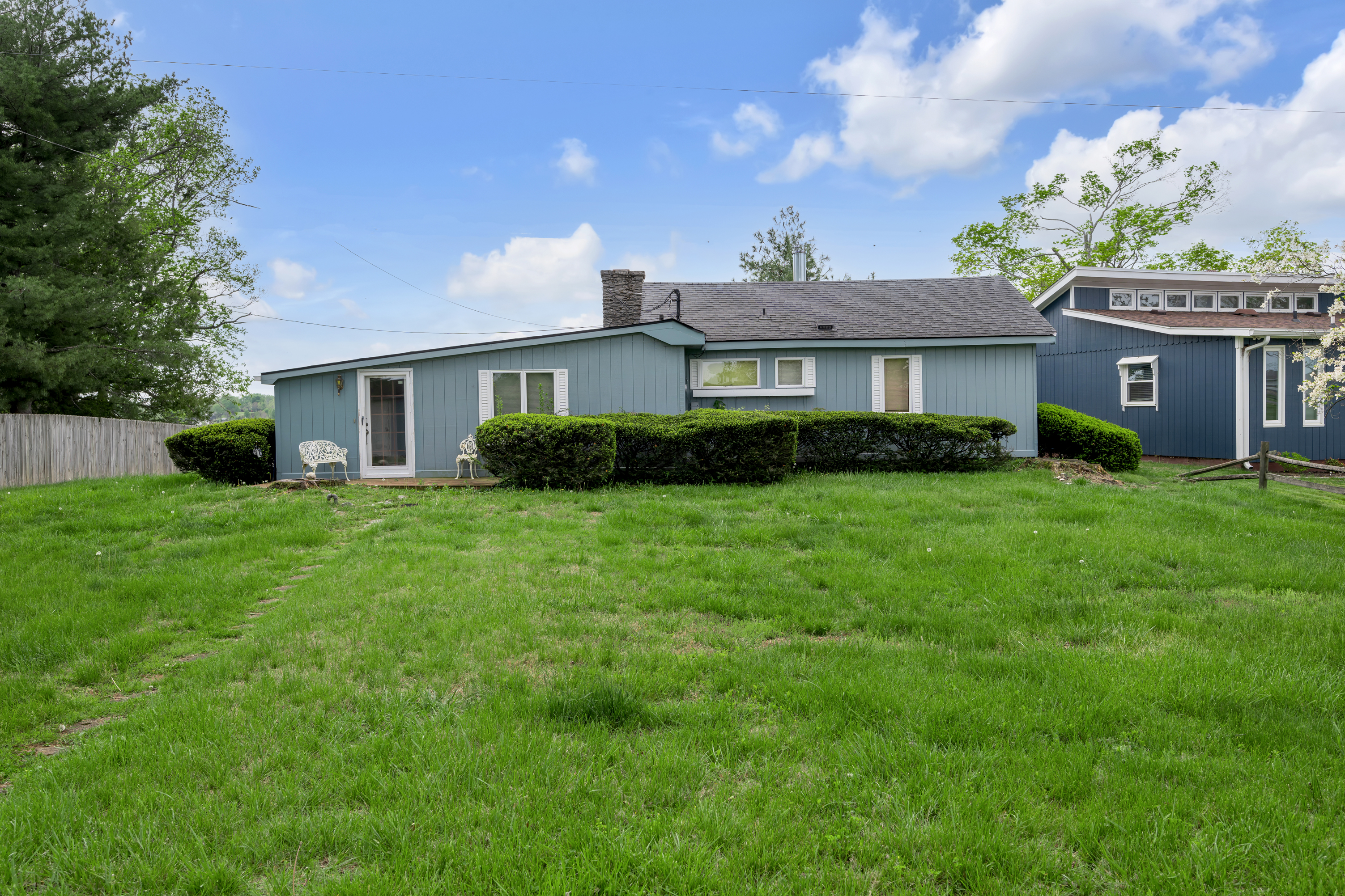  512 Chimney Rock Road - 物件實景