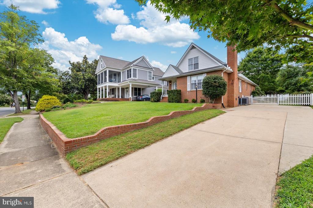 Fredericksburg, Virginia, 22401, United States, 3 Bedrooms Bedrooms, ,3 BathroomsBathrooms,Residential,For Sale,1903786