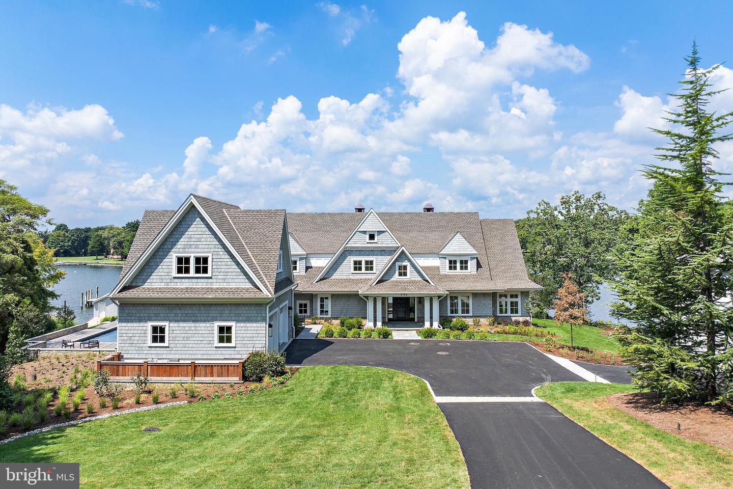 Annapolis, Maryland, 21403, United States, 4 Bedrooms Bedrooms, ,6 BathroomsBathrooms,Residential,For Sale,1940452