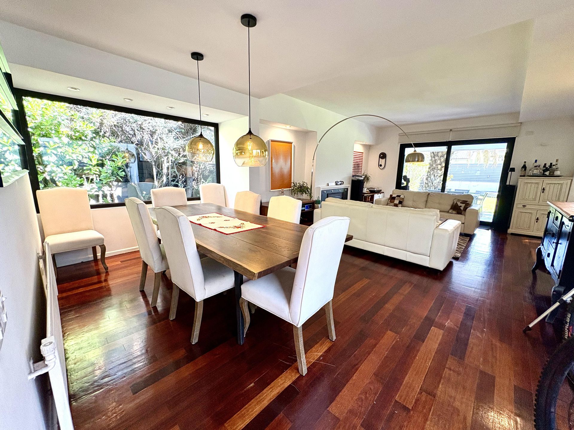 Las Condes, Chile, 5 Bedrooms Bedrooms, ,4 BathroomsBathrooms,Residential,For Sale,1932128