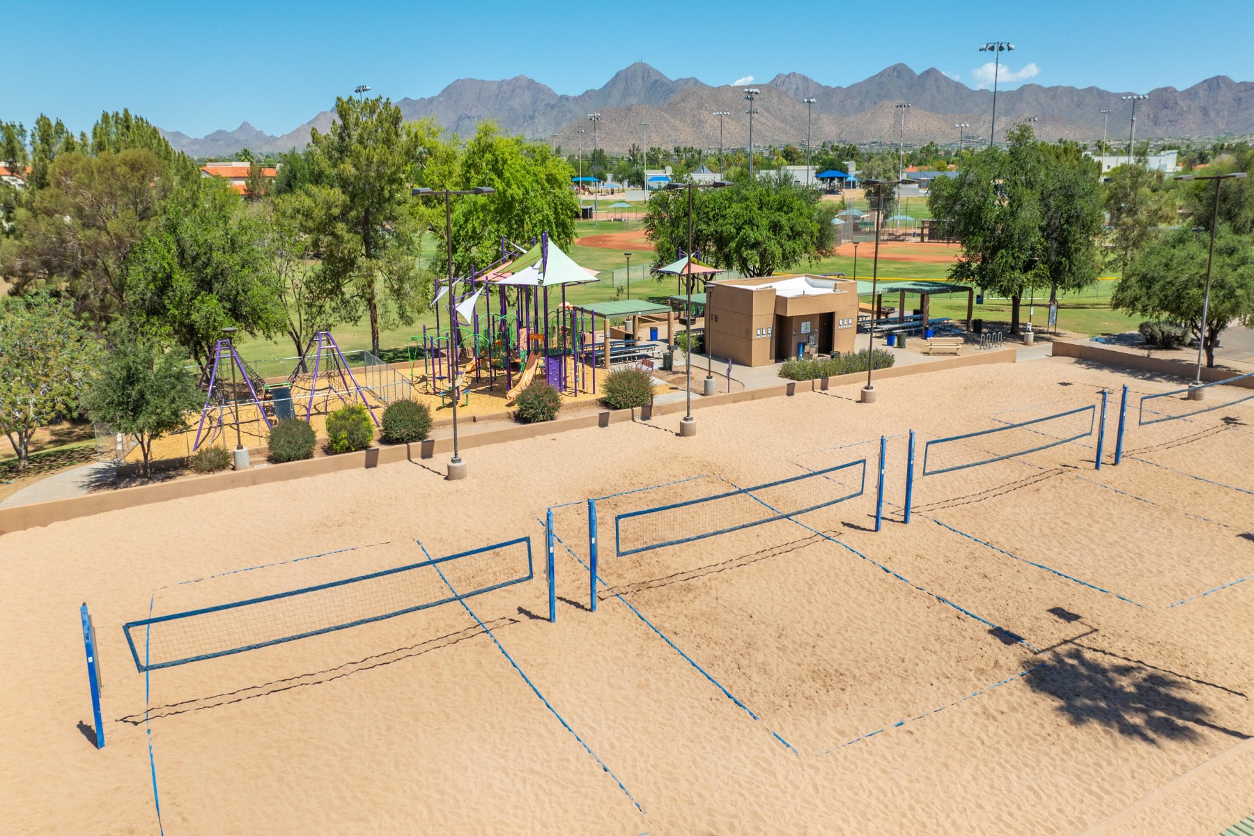  10175 E Cochise Drive  Scottsdale, AZ - 物件實景