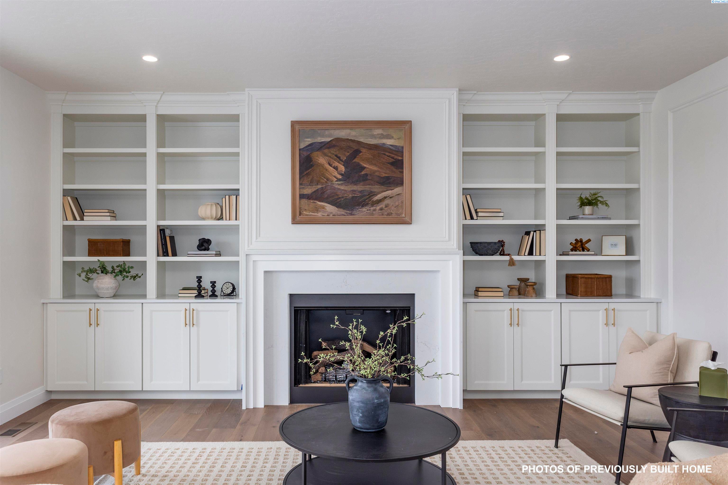 Pasco, Washington, 99301, United States, 4 Bedrooms Bedrooms, ,3 BathroomsBathrooms,Residential,For Sale,1982382