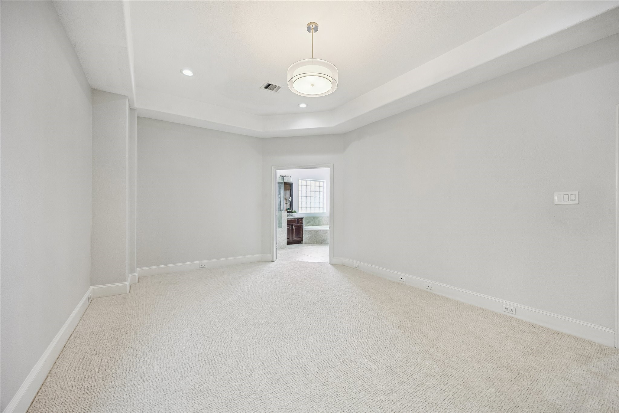  608 Westcott Street - 物件實景