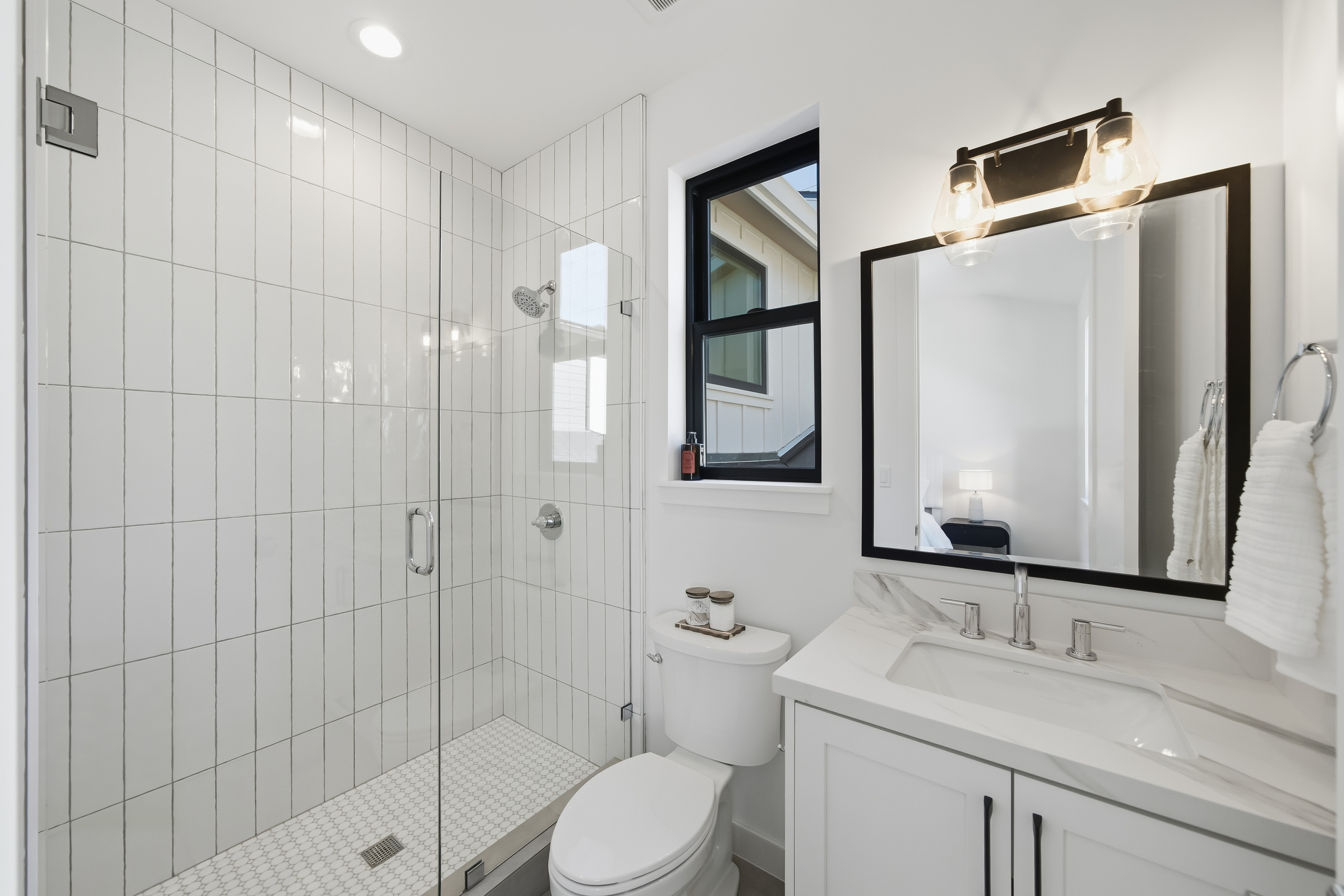  Quality New Construction in Emerald Hills - 物件實景