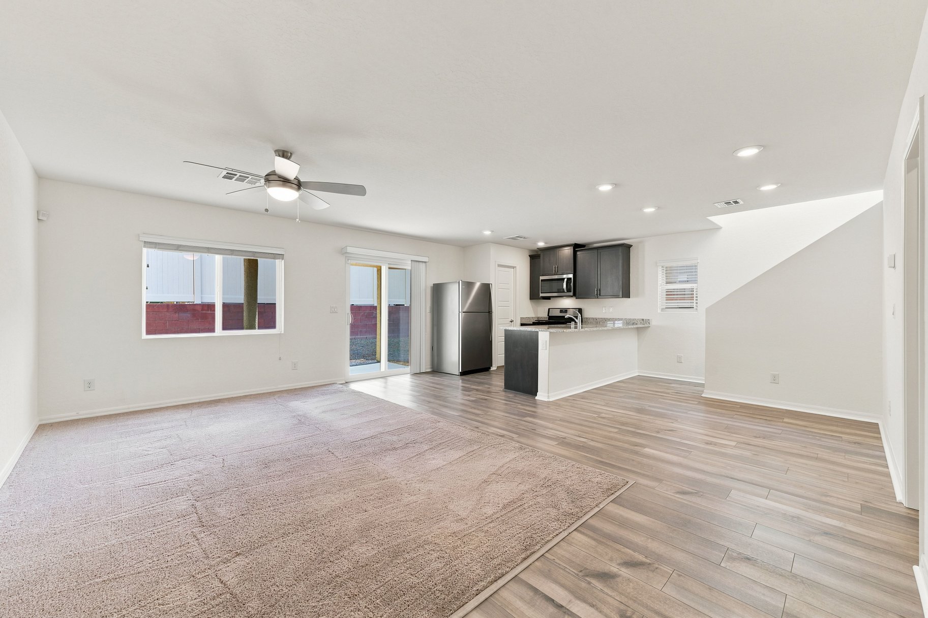 Move-In Ready Home with Great Investment Potential - 物件實景