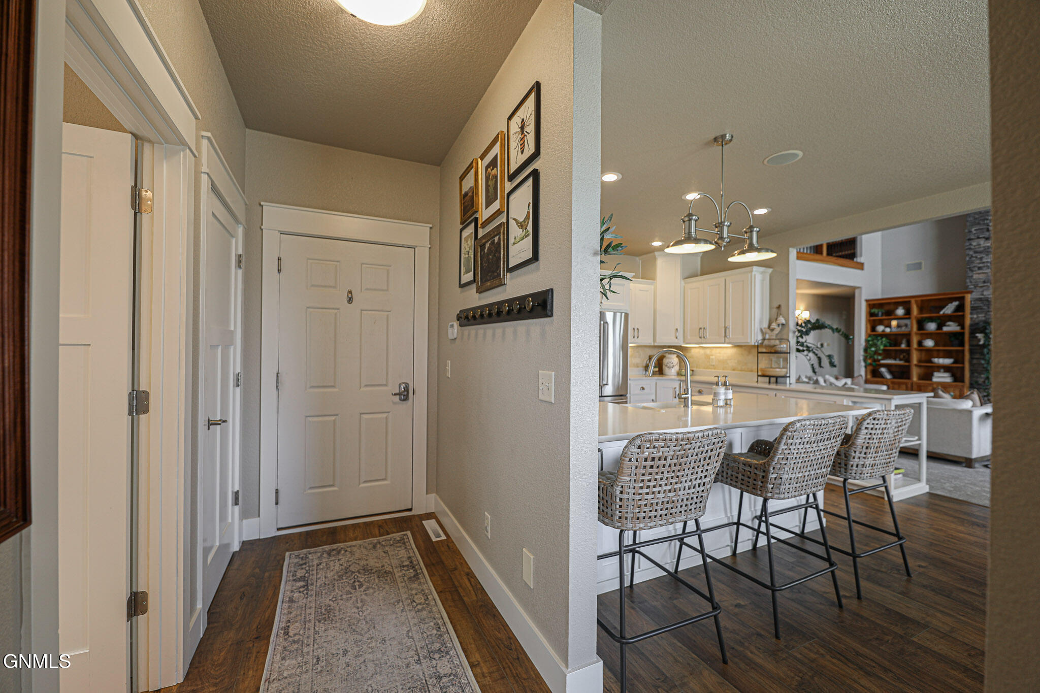 Bismarck, North Dakota, 58503, United States, 6 Bedrooms Bedrooms, ,5 BathroomsBathrooms,Residential,For Sale,1980273