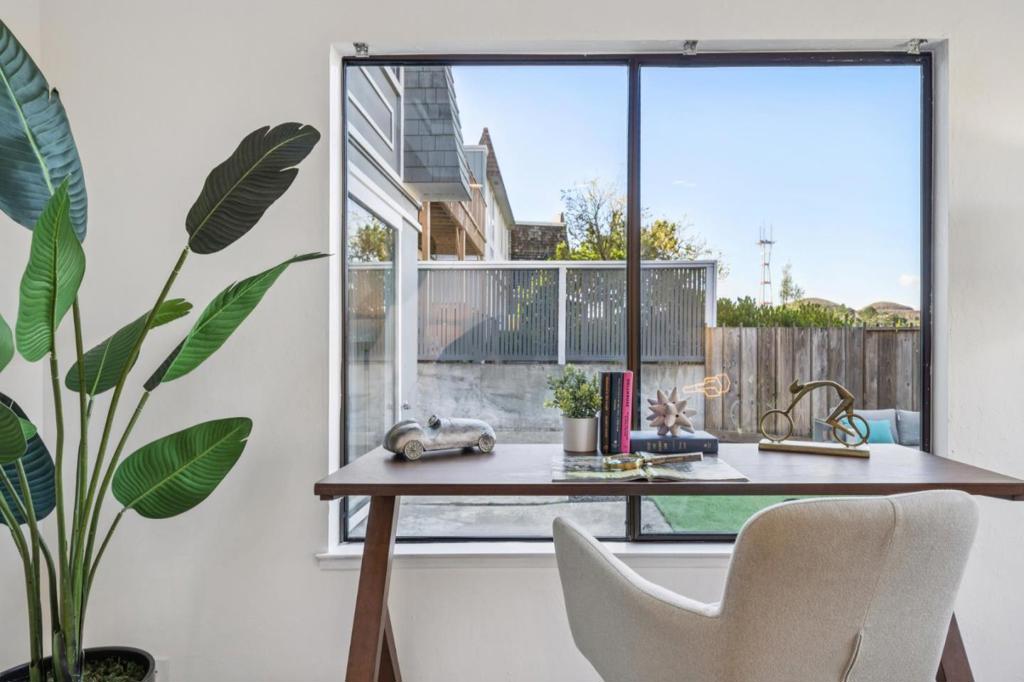 San Francisco, California, 94131, United States, 3 Bedrooms Bedrooms, ,3 BathroomsBathrooms,Residential,For Sale,1974039