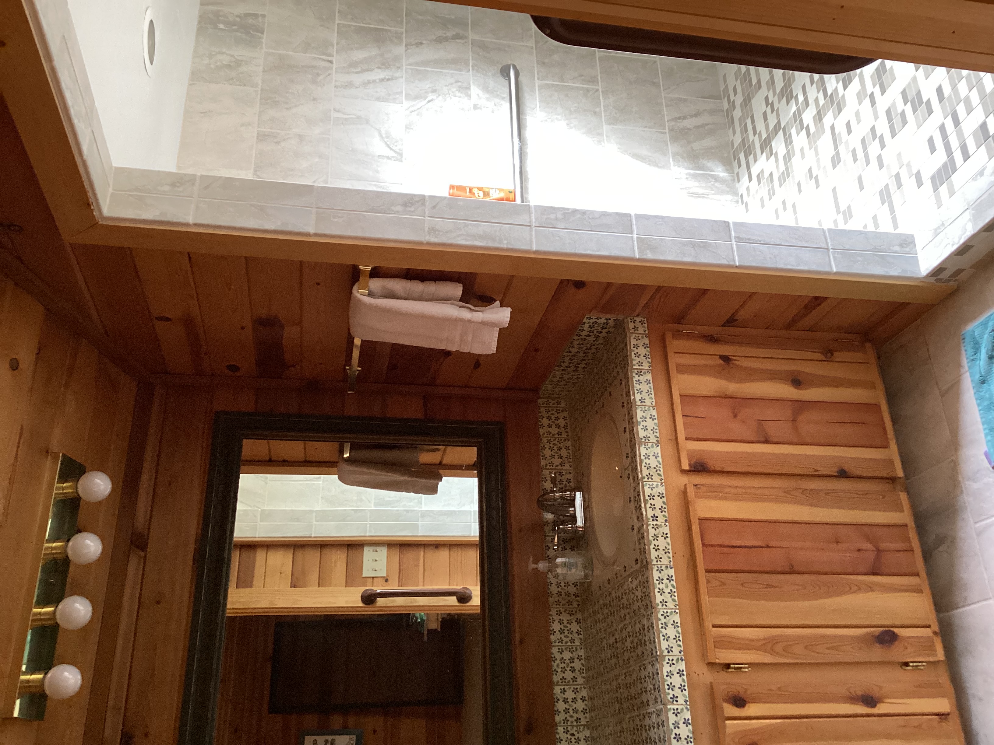Alto, New Mexico, 88312, United States, 5 Bedrooms Bedrooms, ,3 BathroomsBathrooms,Residential,For Sale,1916223