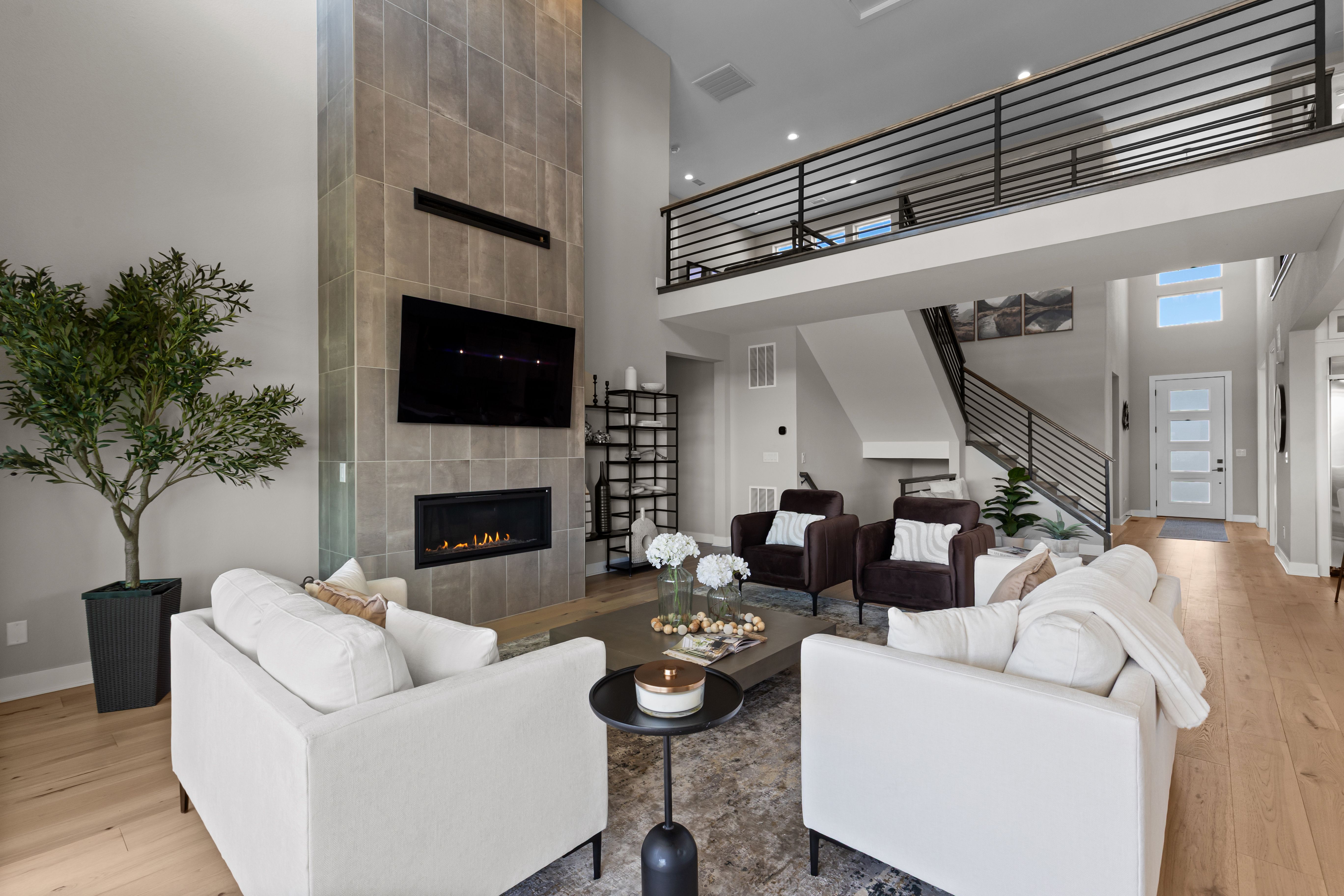  Skip the build time and step straight into 5932 Los Olivas Point - 物件實景