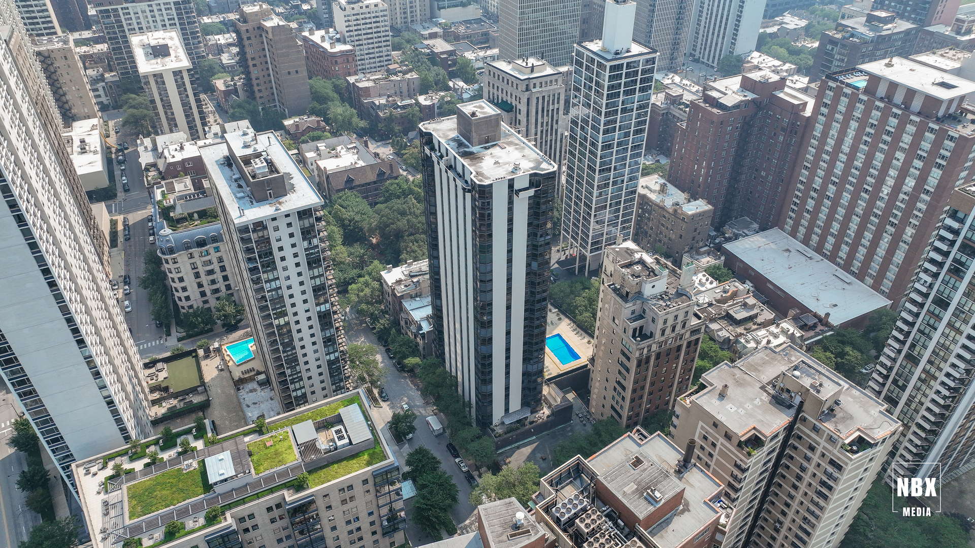 Chicago, Illinois, 60610, United States, 3 Bedrooms Bedrooms, ,2 BathroomsBathrooms,Residential,For Sale,1939067