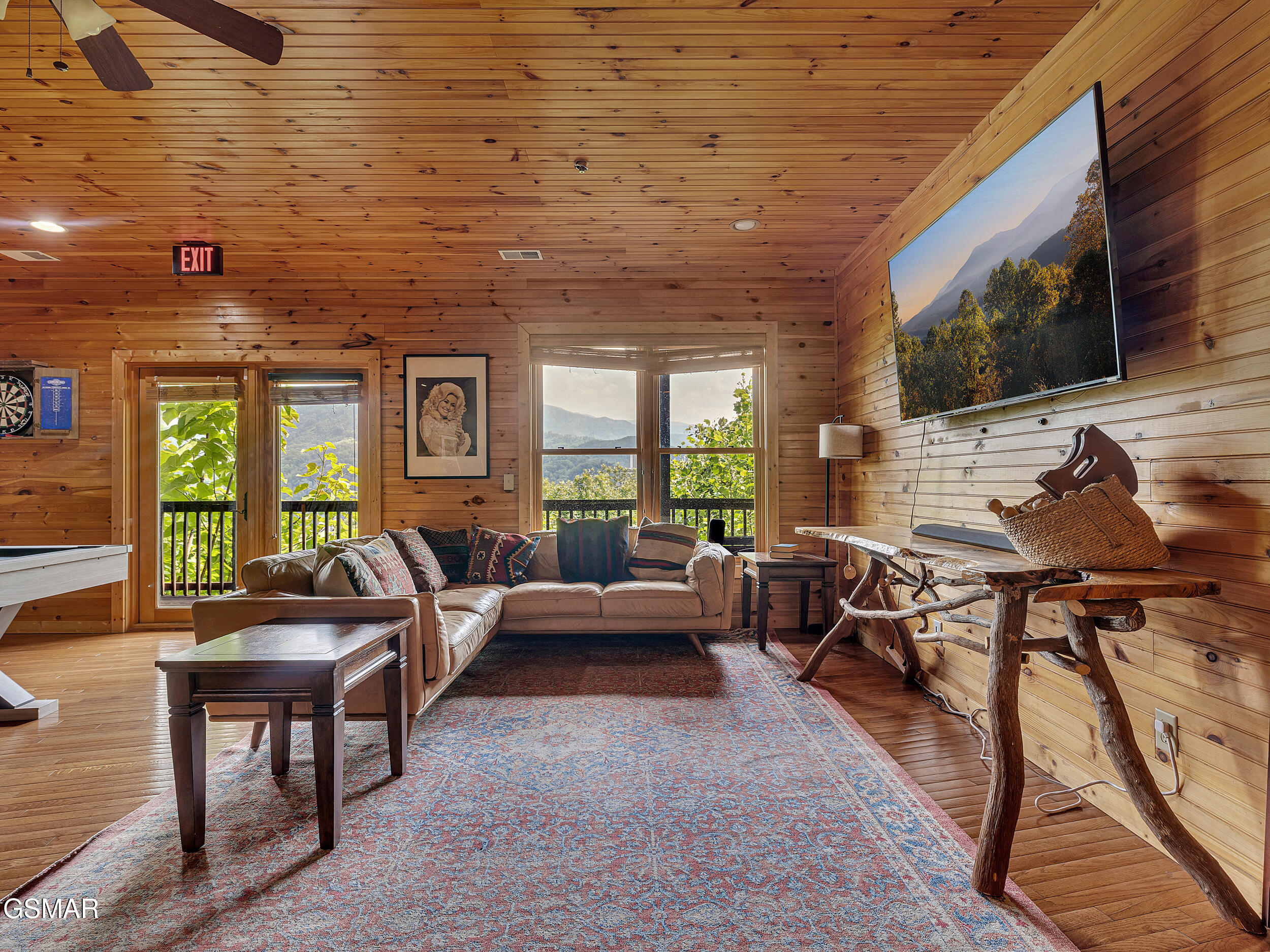 Gatlinburg, Tennessee, 37738, United States, 8 Bedrooms Bedrooms, ,10 BathroomsBathrooms,Residential,For Sale,1977242