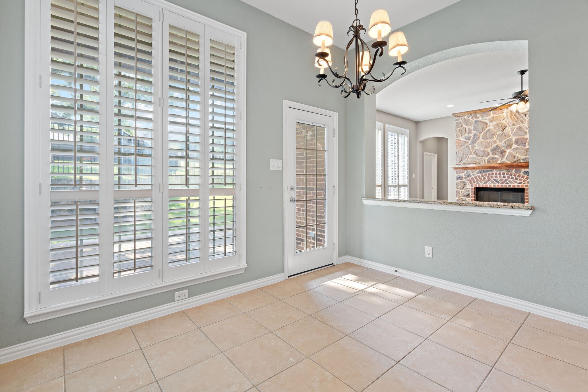 Fort Worth, Texas, 76244, United States, 4 Bedrooms Bedrooms, ,4 BathroomsBathrooms,Residential,For Sale,1901219