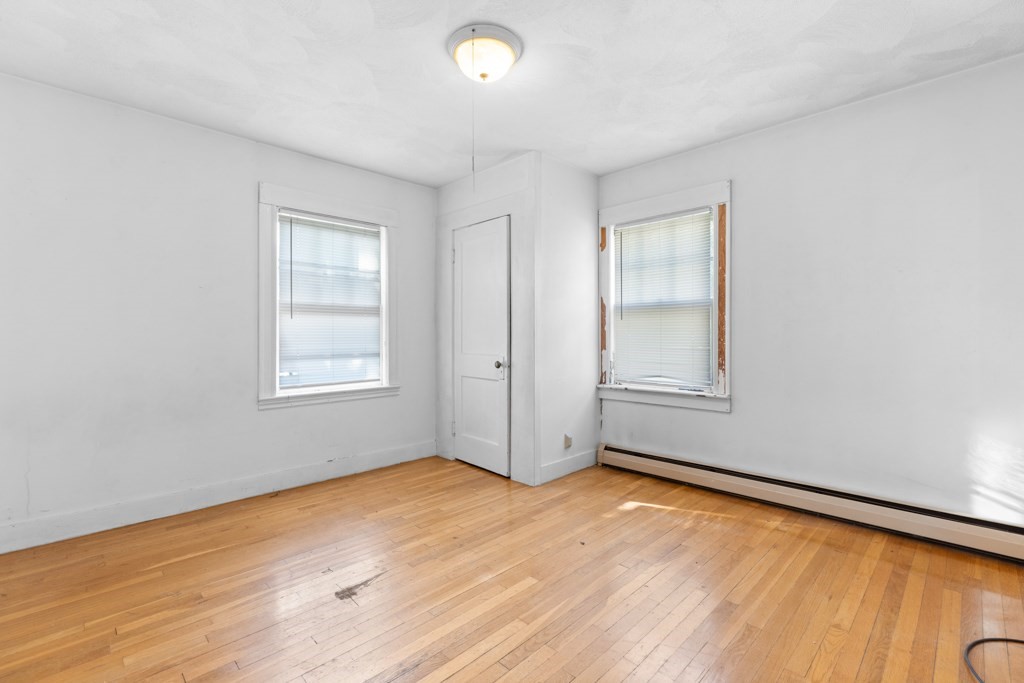 Quincy, Massachusetts, 02170, United States, 4 Bedrooms Bedrooms, ,2 BathroomsBathrooms,Residential,For Sale,1942213