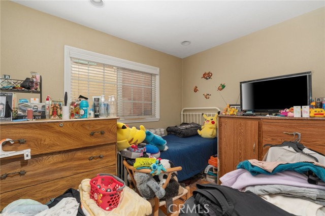 South Gate, California, 90280, United States, 4 Bedrooms Bedrooms, ,Residential,For Sale,2005257