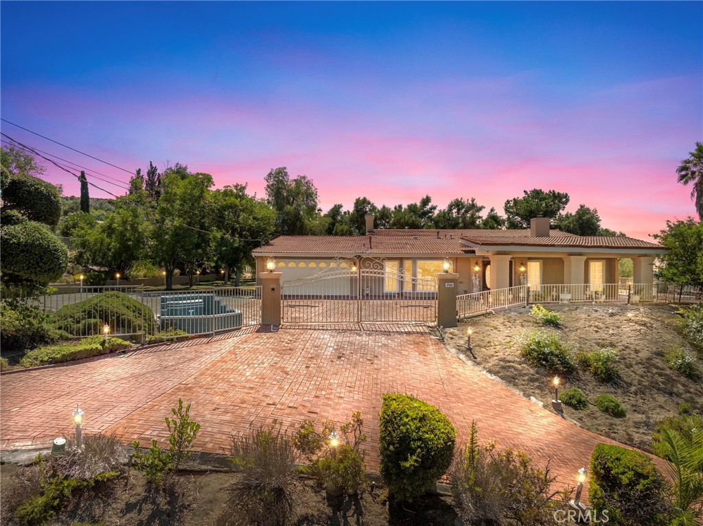 Hemet, California, 92544, United States, 5 Bedrooms Bedrooms, ,4 BathroomsBathrooms,Residential,For Sale,1896645