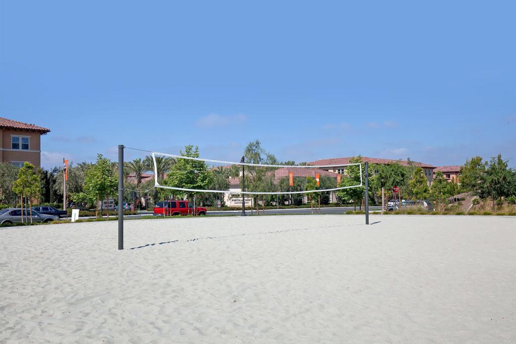 Irvine, California, 92618, United States, 4 Bedrooms Bedrooms, ,5 BathroomsBathrooms,Residential,For Sale,1828370