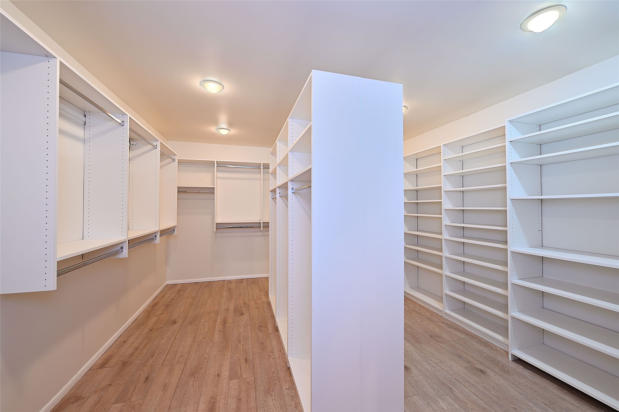  7 Camino De Pastores #A & #B - 物件實景