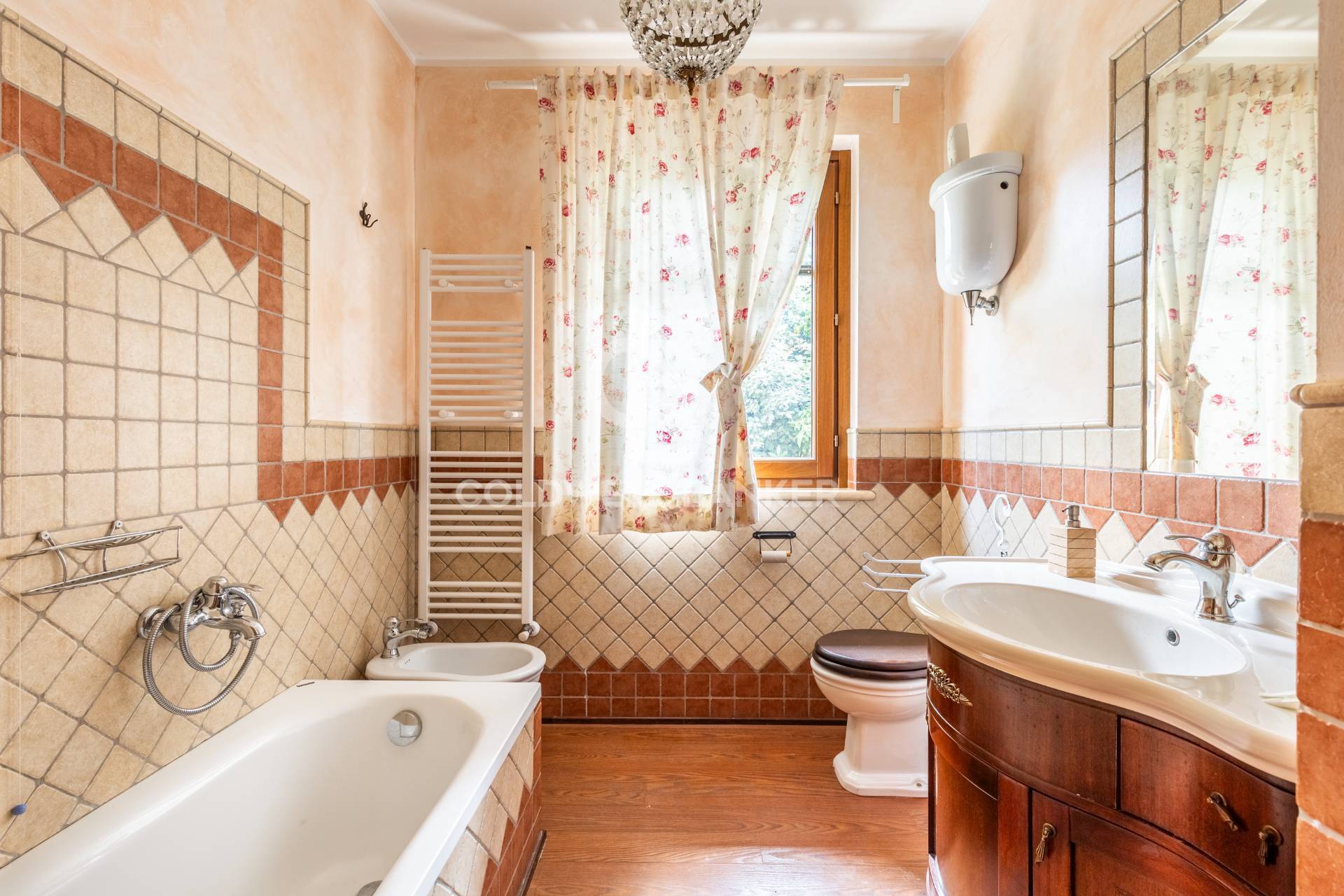 Assisi, Perugia, 06081, IT, 7 Bedrooms Bedrooms, ,3 BathroomsBathrooms,Residential,For Sale,1903573
