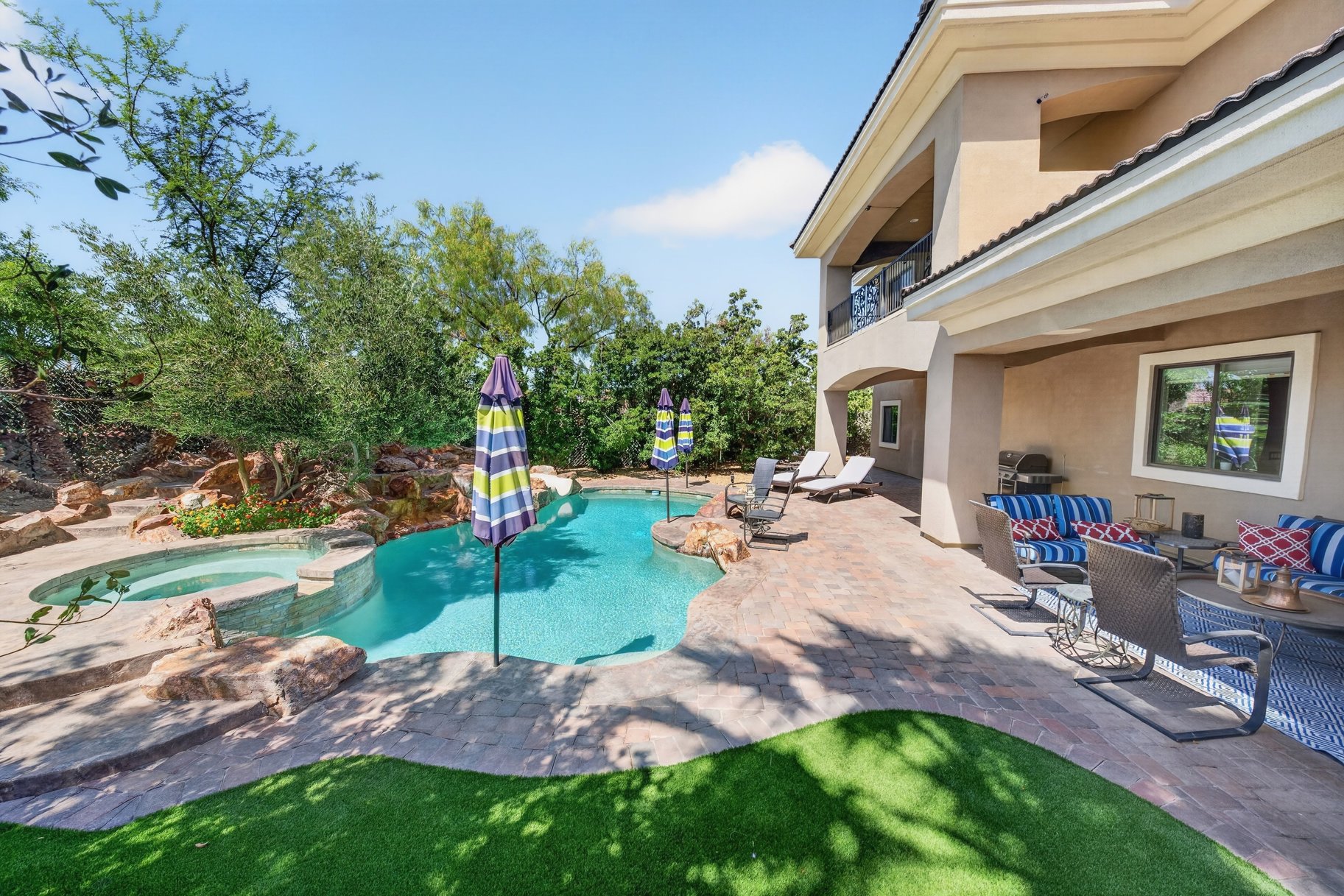  Mountain View home on Cul-de-Sac with Pool, Spa & Sport Court - 物件實景