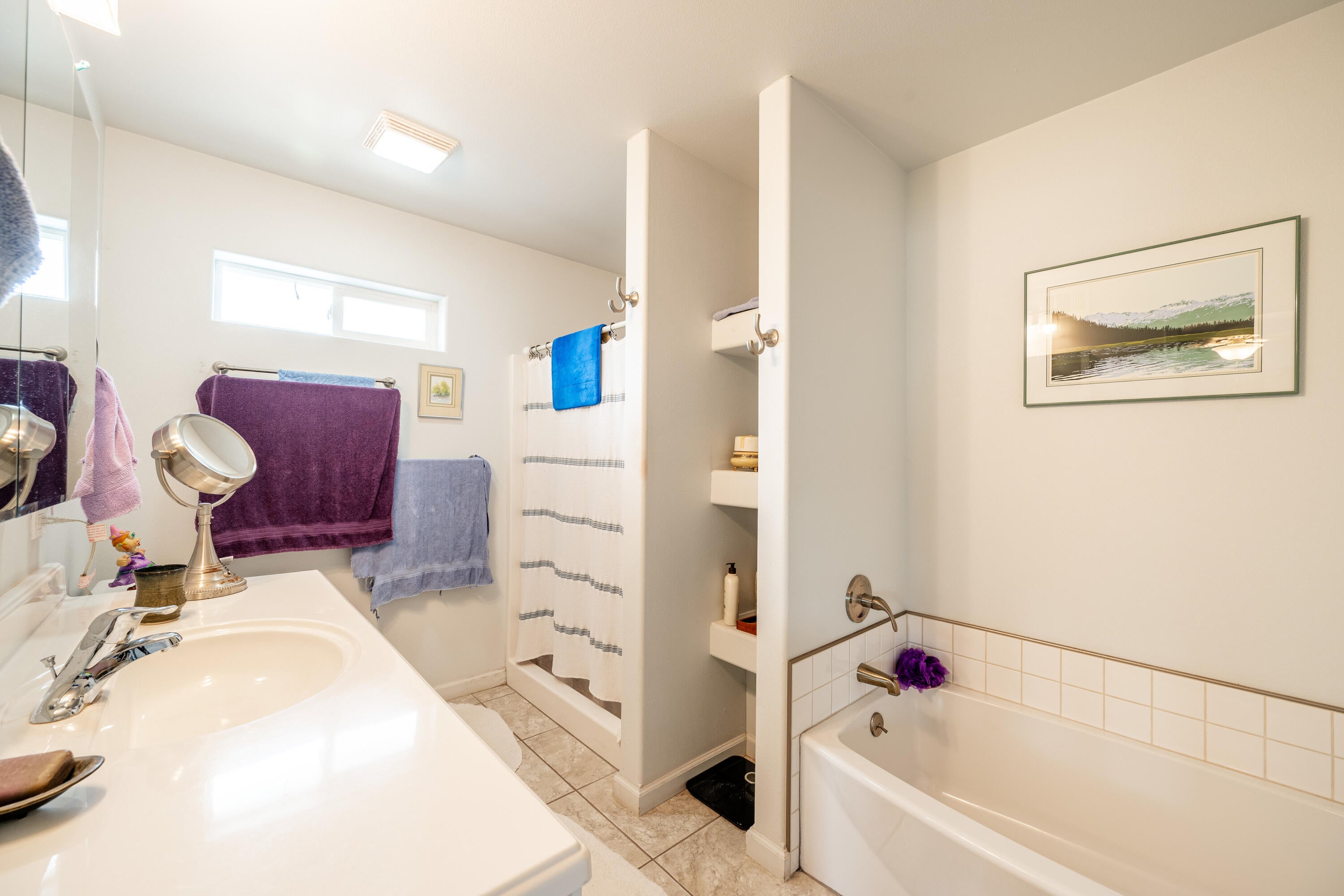 Dayton, Wyoming, 82836, United States, 3 Bedrooms Bedrooms, ,4 BathroomsBathrooms,Residential,For Sale,2015288