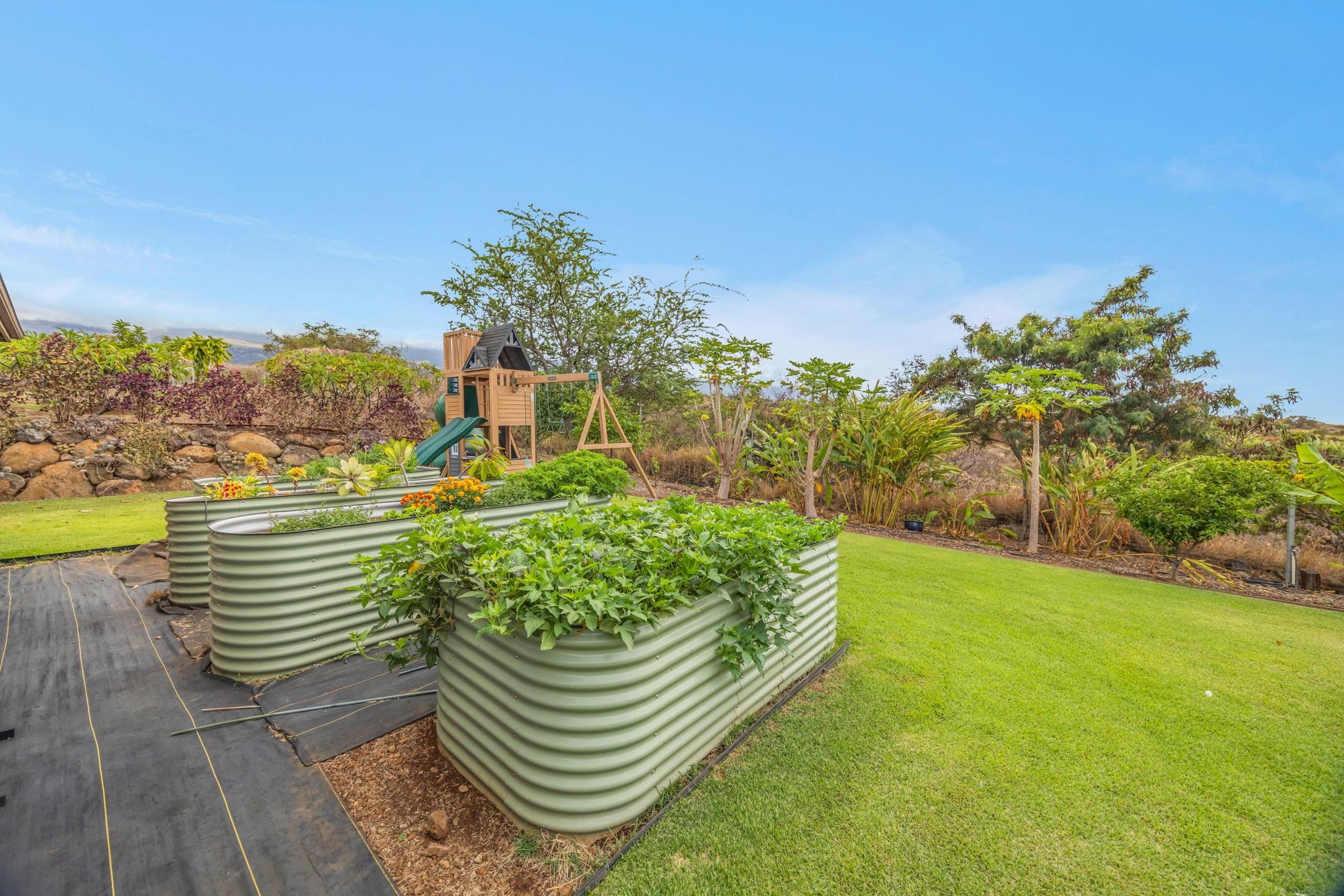 Kula, Hawaii, 96790, United States, 2 Bedrooms Bedrooms, ,2 BathroomsBathrooms,Residential,For Sale,1990288