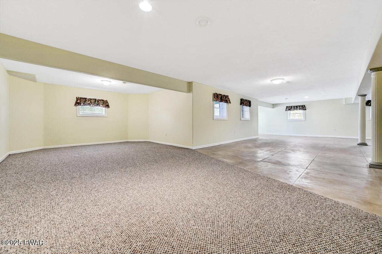 Lords Valley, Pennsylvania, 18428, United States, 3 Bedrooms Bedrooms, ,3 BathroomsBathrooms,Residential,For Sale,2005148