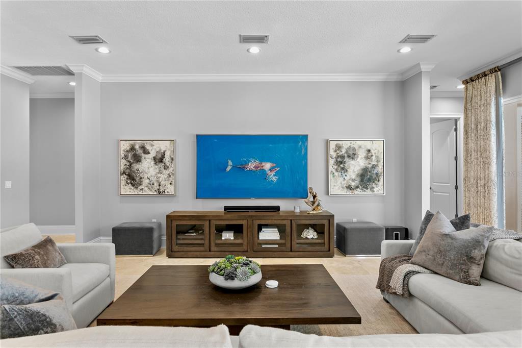 Tampa, Florida, 33618, United States, 4 Bedrooms Bedrooms, ,4 BathroomsBathrooms,Residential,For Sale,1903657