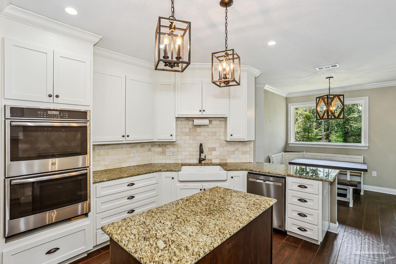 Pace, Florida, 32571, United States, 5 Bedrooms Bedrooms, ,4 BathroomsBathrooms,Residential,For Sale,1941978