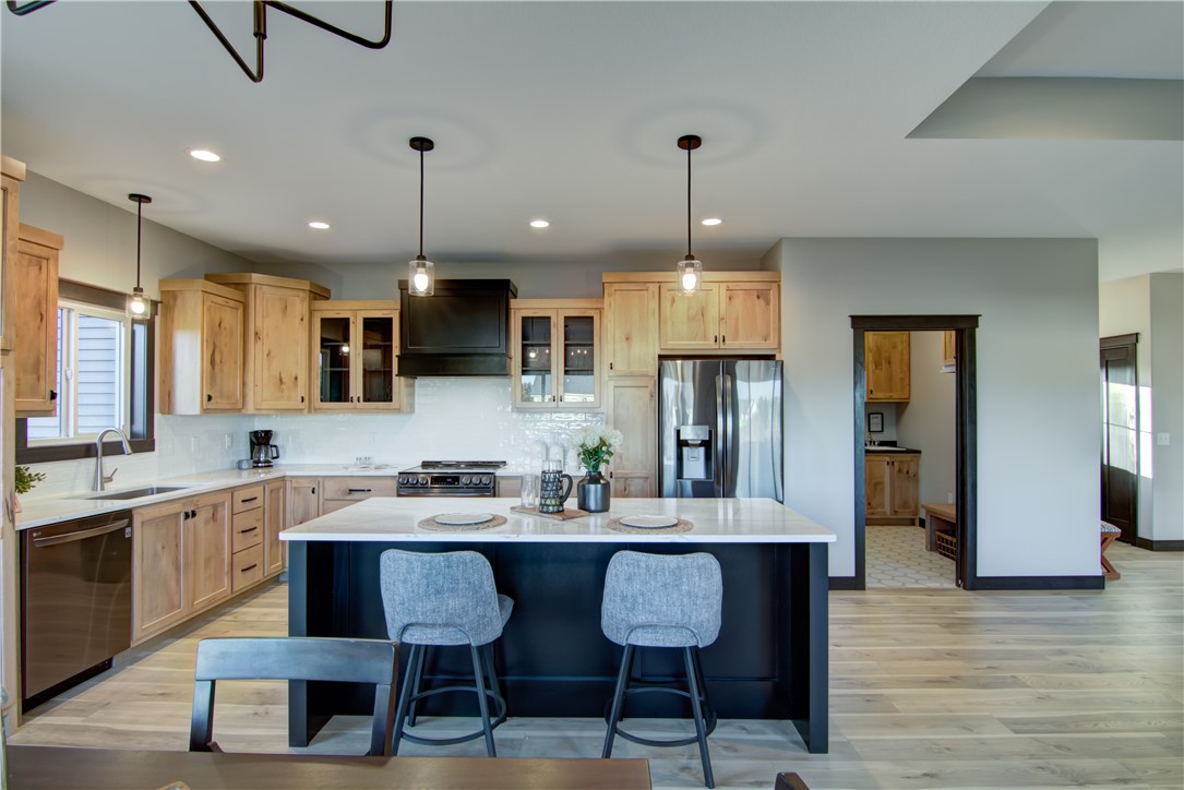 Chippewa Falls, Wisconsin, 54729, United States, 3 Bedrooms Bedrooms, ,2 BathroomsBathrooms,Residential,For Sale,1980636